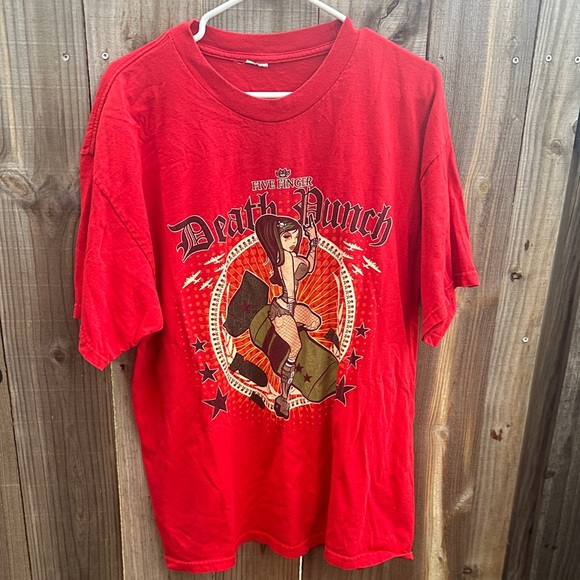 Five finger Death Punch band T-shirt size, extra large Red Graphic T-Shirt - Picture 1 of 4